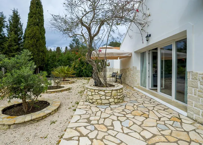 Kalokairia * Gaios